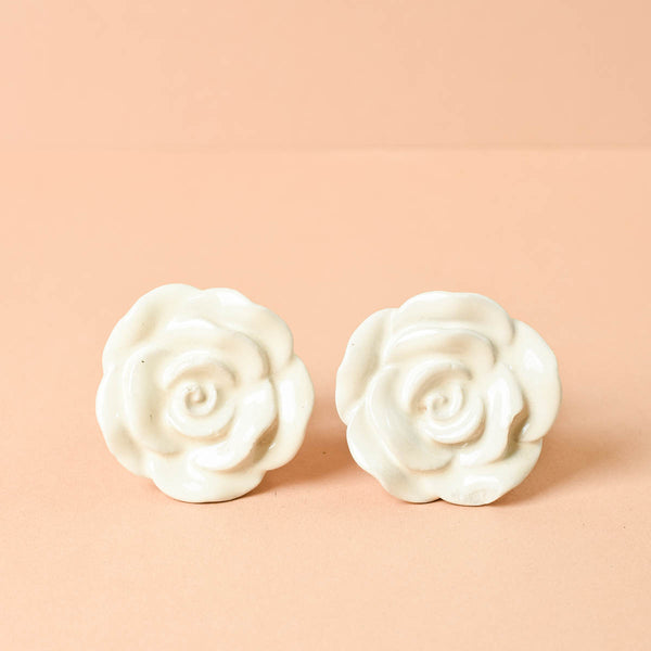 Winnie White Rose Knob